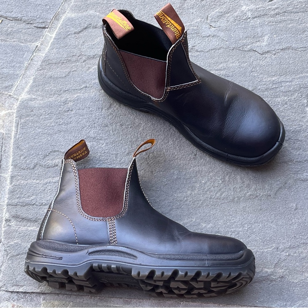 Blundstone Chelsea Boot - stout brown with steel toe cap (#172, work series)